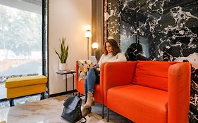 Via The Dream Residency - Nr Mumbai International Airport